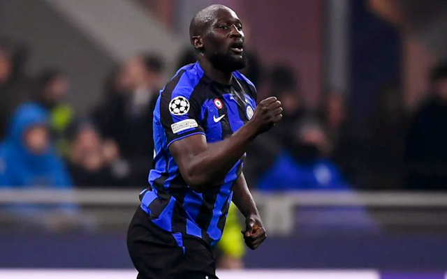 FM26逆天Bug，外场球员“闪现”至门前挡出对方主罚的点球（FM26离谱Bug：外场球员瞬移到门前封堵对手点球）